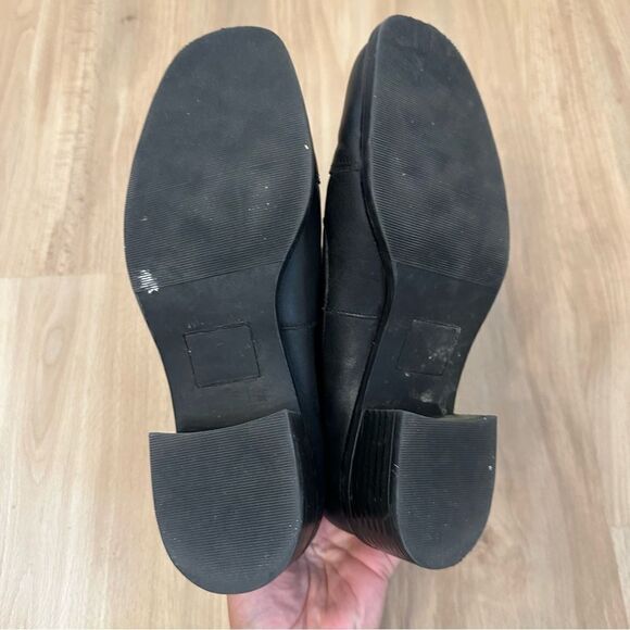 Black Square toe Leather Ankle Boots - Picture 5 of 7